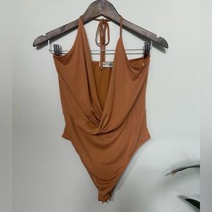 🔸 Bear Dance 🔸 halter wrap style bodysuit